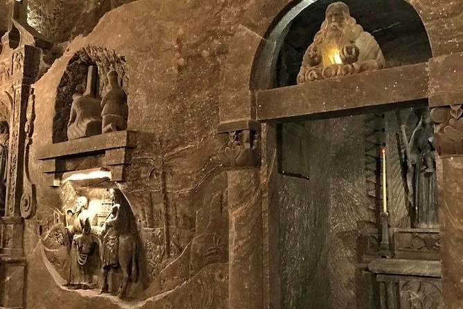 Guided Tour from Krakow to Salt Mine Wieliczka with hotel pick up - Entering the mine and starting the descent