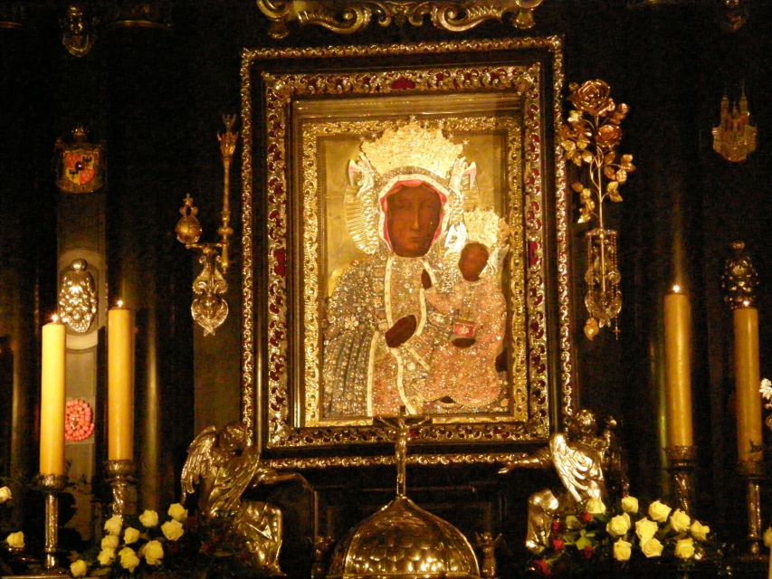 Half-Day Czestochowa Black Madonna Tour from Krakow - Entering the Jasna Gora sanctuary
