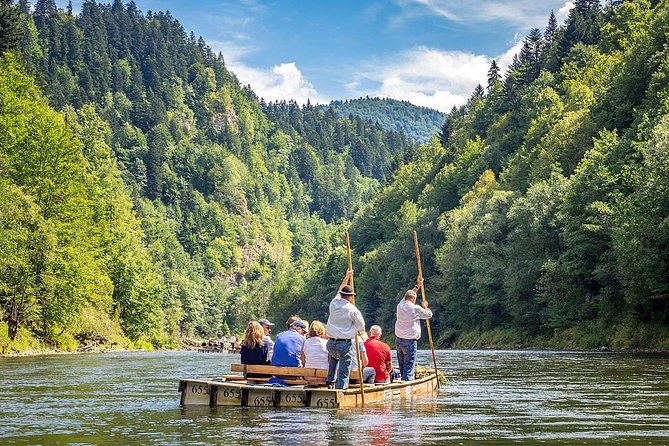 Half-Day Dunajec River Rafting tour from Krakow - Preparing at Sromowce