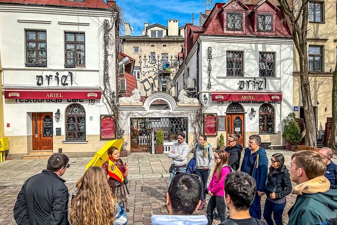 Jewish Krakow Walking Tour - Remuh Synagogue and the people behind the names