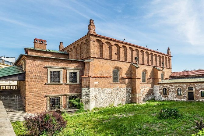 Jewish Quarter Kazimierz Guided Walking Tour in Krakow - Tempel Synagogue and modern Jewish culture