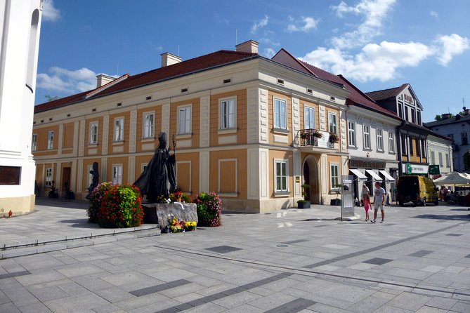 "John Paul II Route" PRIVATE -Wadowice, Kalwaria Z.-Łagiewniki - Is $170.63 per person a fair price?