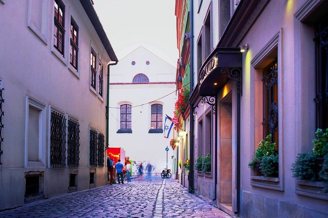 Kazimierz, Jewish Ghetto, Schindler's List story - Golf Cart Tour - What the one-hour timing really means