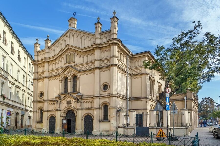 Kazimierz Jewish Quarter Walking Tour - Szeroka Street and the old Jewish heart