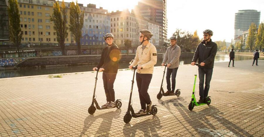 Krakow: 2h Old Town Scooter Tour - Key points at a glance