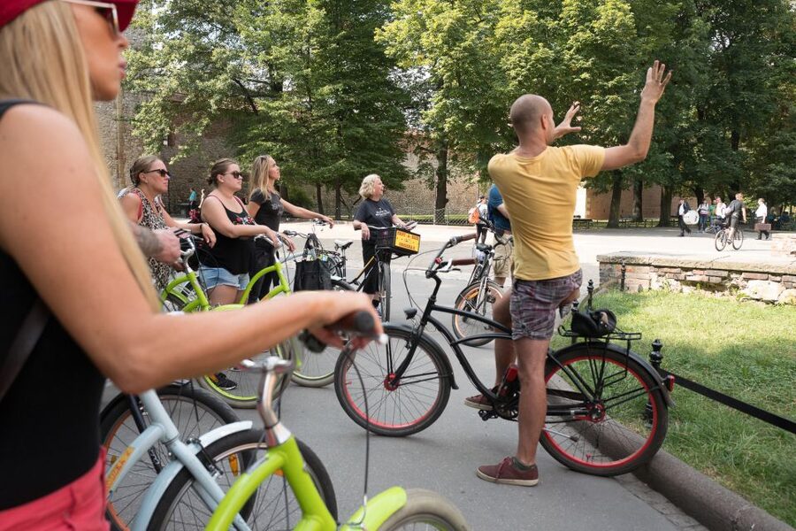 Krakow: 3-Hour Small Group Tour on E-Bike - What the guides add to the ride