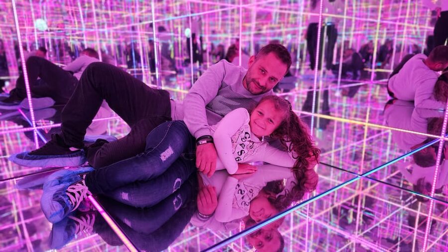 Krakow: 4 Mazes and Living Butterfly Museum Entry Ticket - Mirror Maze: reflections and a simple test of direction