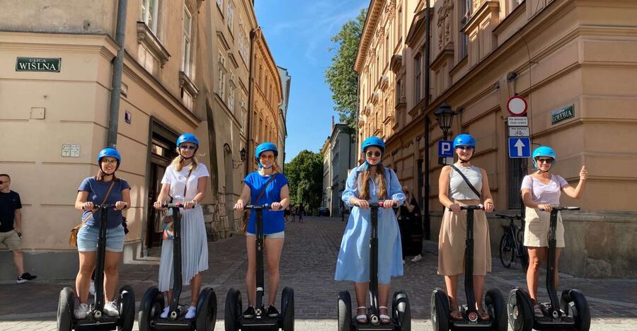 Krakow: 60 min, 120 min Segway Rental with photosession - Riding the Royal Route and Old Town