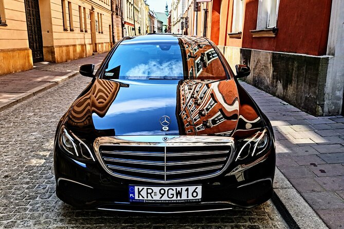 Krakow Airport Exclusive Transfers VIP Service - The pickup point deserves careful attention