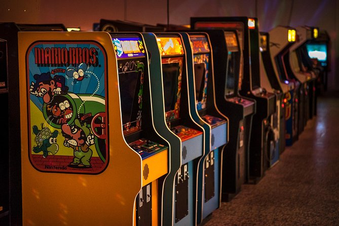 KRAKOW ARCADE MUSEUM - skip the line ticket with unlimited FREE PLAY - A shared activity for different ages