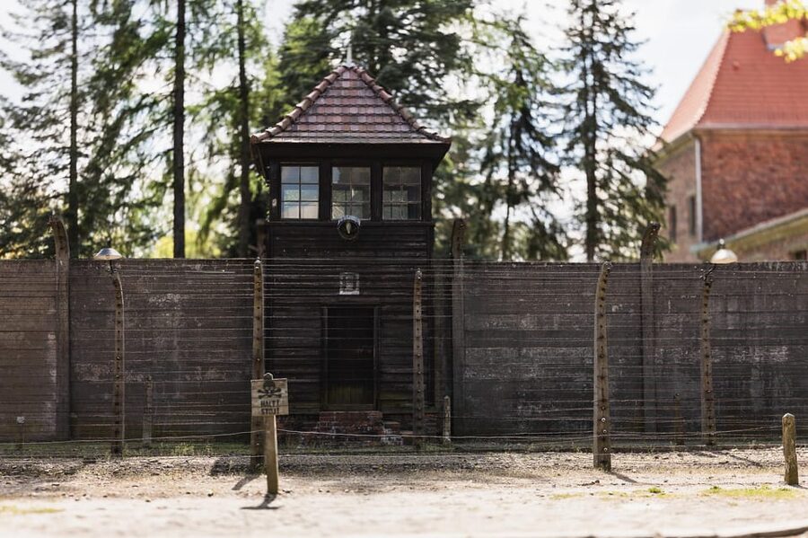 Krakow Auschwitz-Birkenau Memorial Guided Tour Meeting Point - Memorials, ruins, and a careful guided explanation