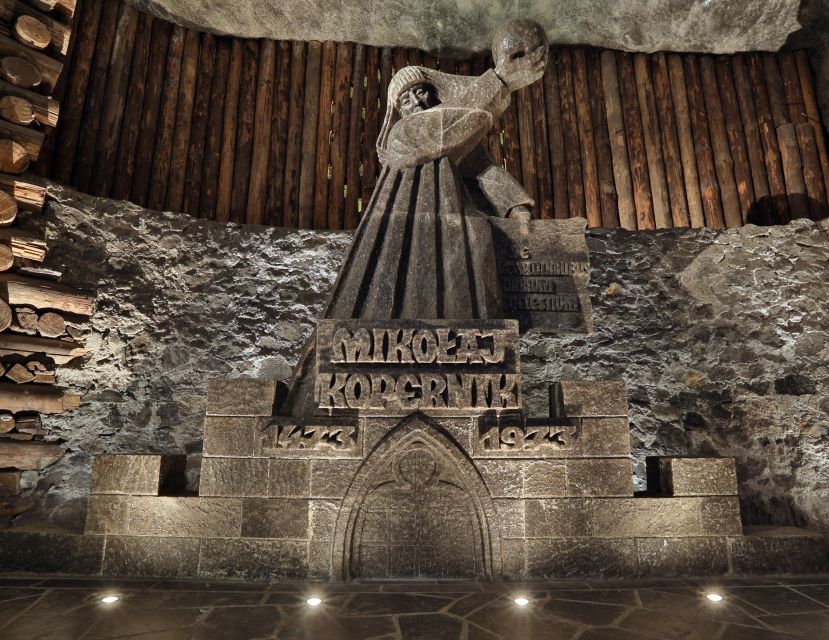 Krakow: Auschwitz-Birkenau & Wieliczka Salt Mine with Lunch - Starting from Krakow and getting to Auschwitz