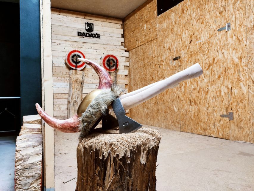 Krakow: Axe Throwing Fun - How long the 85-minute session feels