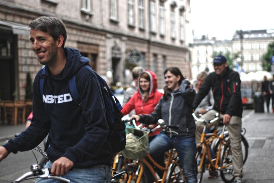 Krakow: Bike Tour of the Old Town, Kazimierz, and the Ghetto - What the guides add to the ride