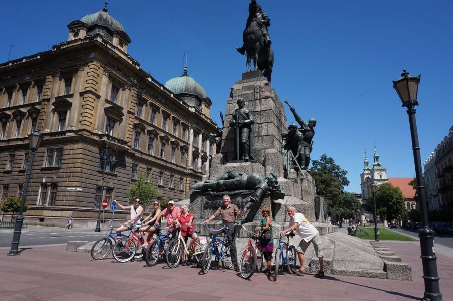 Krakow: Bike Tour of the Old Town, Kazimierz, and the Ghetto - Who will get the most from this tour