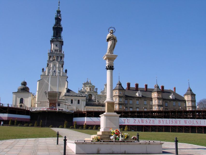 Krakow: Black Madonna of Częstochowa & Home of John Paul II - Inside the Family Home Museum