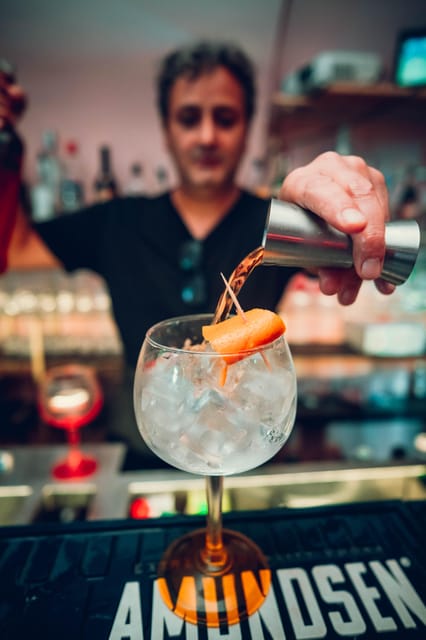 Krakow: Bottomless Brunch with 3-Course Meal and Drinks - Cake to finish, with coffee not included