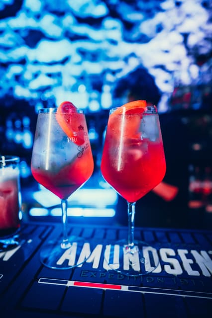 Krakow: Bottomless Brunch with 3-Course Meal and Drinks - How the hosting affects the experience