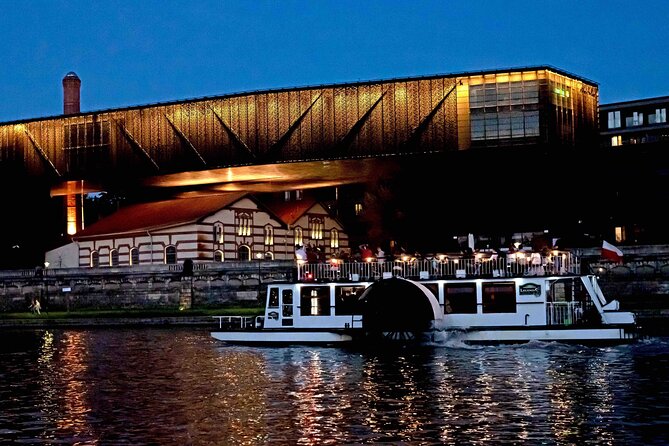 Krakow by night 60 minutes cruise The Vistula River Krakow - How the weather changes the experience