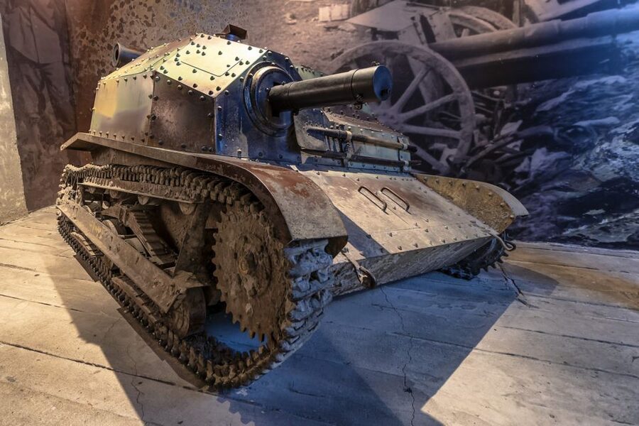 Krakow: City Golf Cart Tour and Schindler's Factory Museum - What the guiding is like