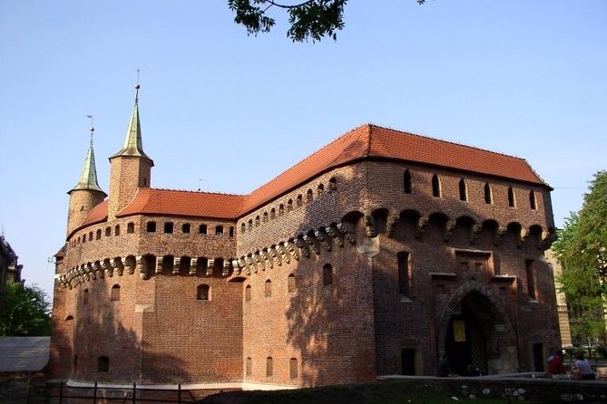 Krakow city tour by electric car - Audio guide, driver, and sound quality