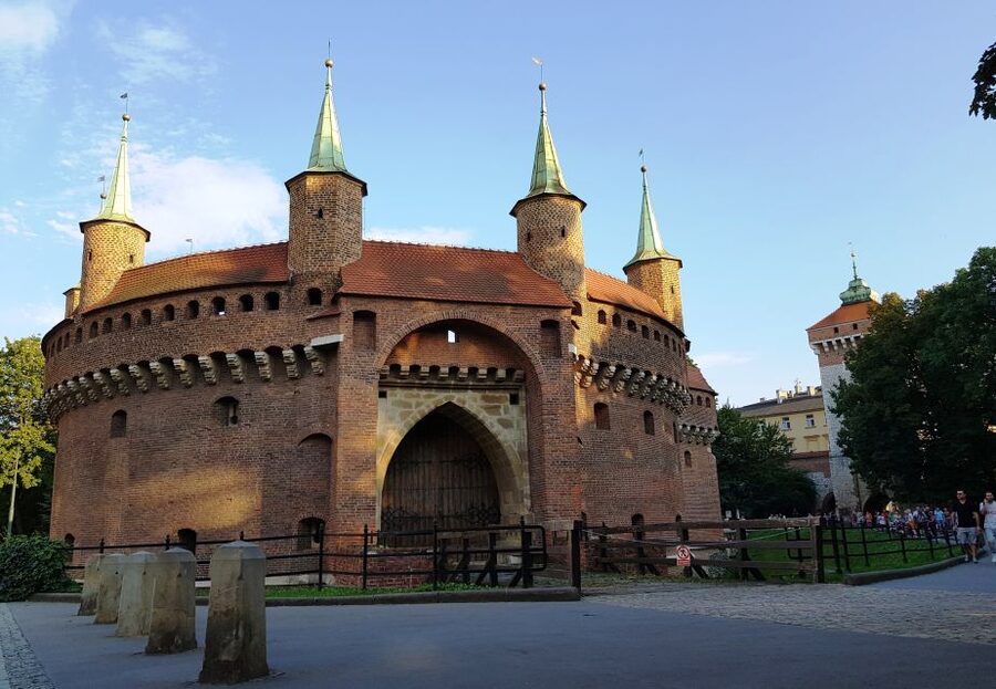 Krakow: City Tour by Electric Golf Cart - Kazimierz and the Jewish Quarter