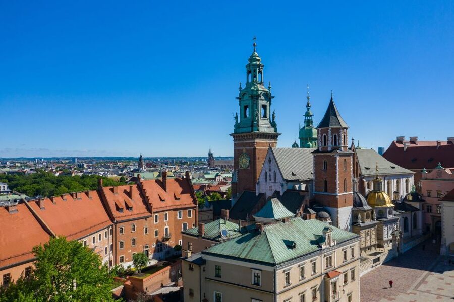 Krakow: Electric Car Sightseeing Tour - Who should book this Krakow ride?