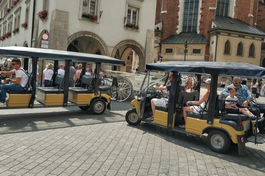 Krakow: Electric Golf Cart Tour of the Old Town - Starting at Planty Park and the old city defenses