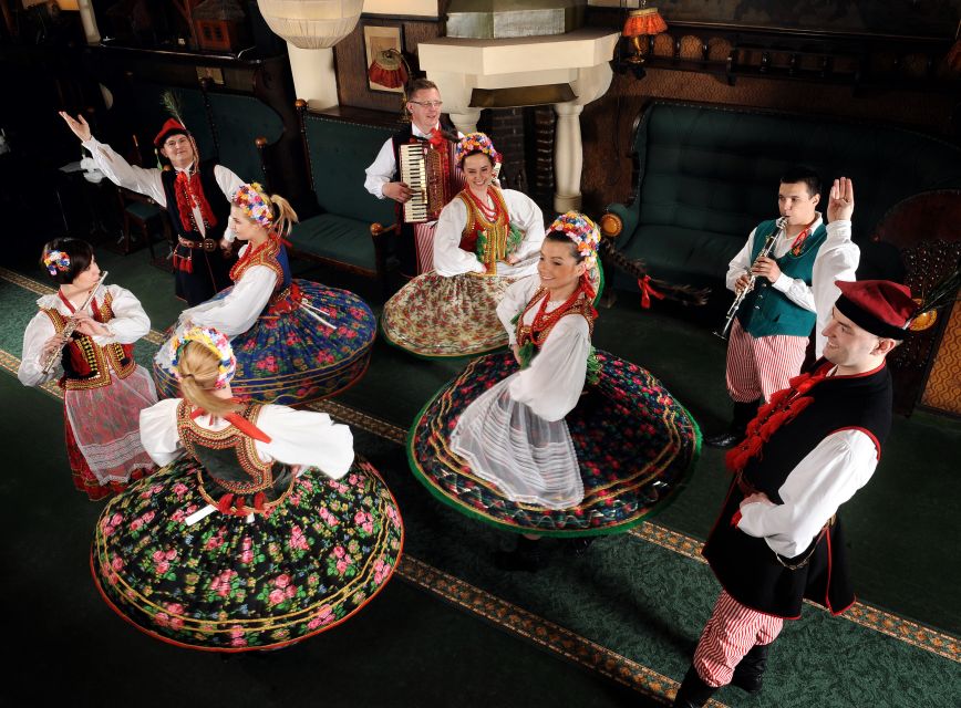 Krakow: Folk Show & 3-Course Dinner at Jama Michalika Café - Key points at a glance