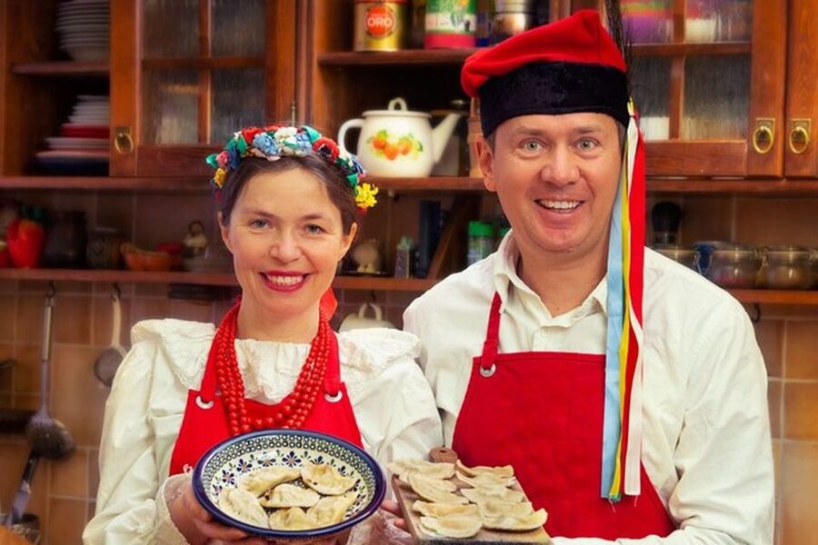 Krakow Food Tour: Polish Flavours & Local Stories - The Royal Way and Kraków’s best-known view