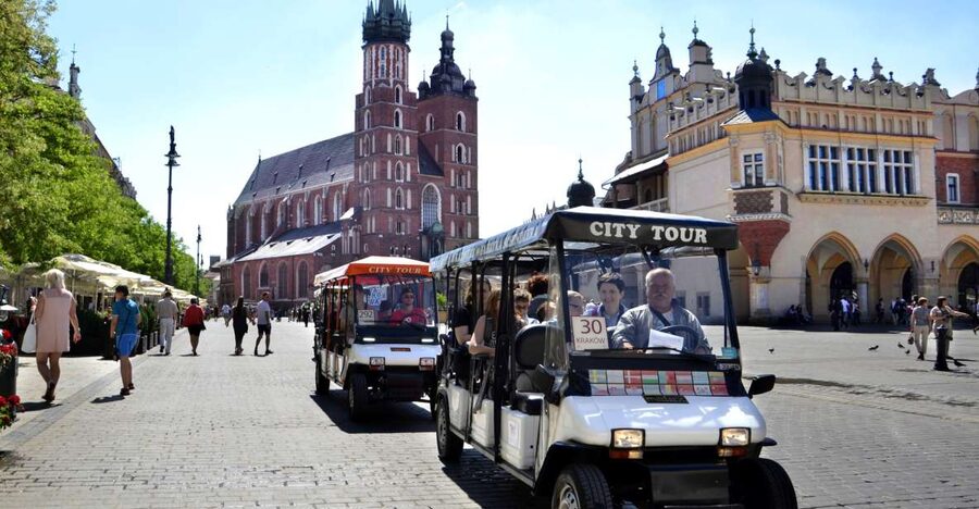 Krakow: Full Tour Regular 1.5h guided city tour by E-Cart - The Old Town from a moving seat