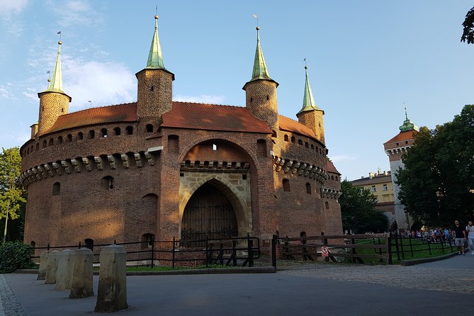Krakow Grand City Tour by golf cart - All 3 districts - How the electric cart feels in cold weather