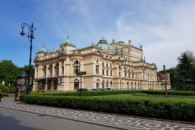 Krakow Grand City Tour by golf cart (private) - Who gets the best value from this tour