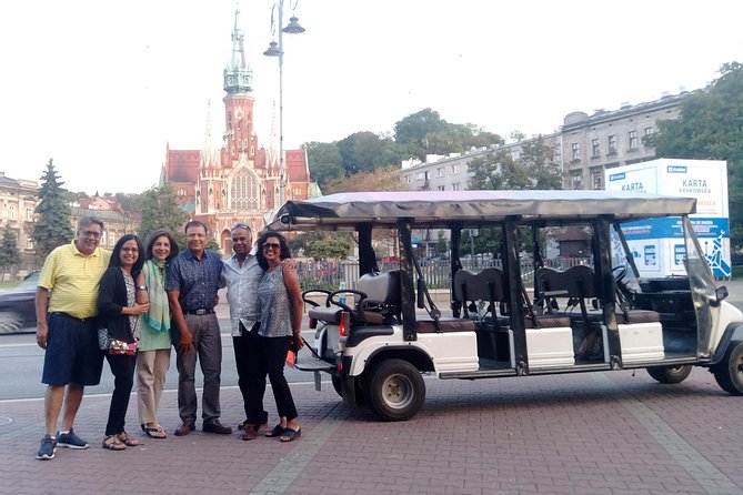 Krakow: Guided City Tour by Golf Buggy (with hotel pickup) - A brief look at Wawel Royal Castle