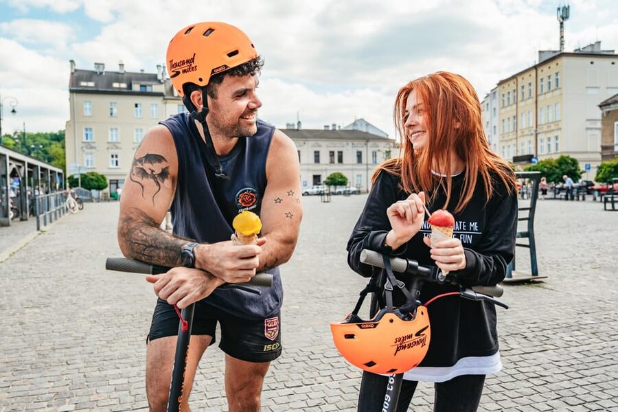 Krakow: Guided E-Scooter City Tour with Food Tastings - Wawel Hill, the dragon, and the river