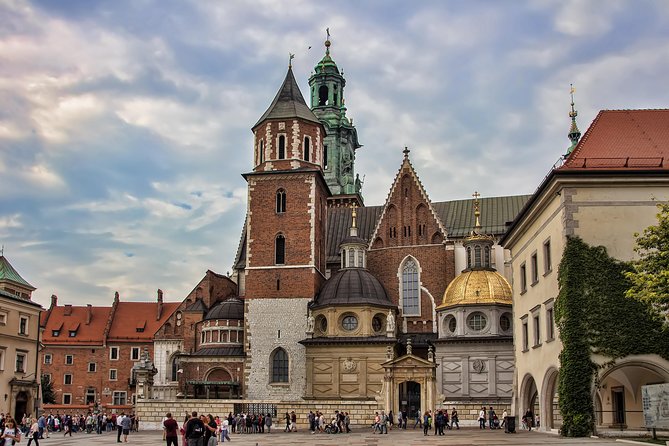 Krakow: Guided Tour of Wawel Castle & Cathedral - Booking and cancellation details