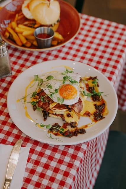Krakow: Hard Rock Cafe Breakfast - Key points before you book