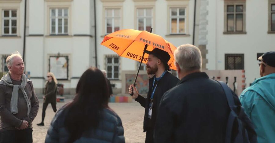 Krakow: Jewish Quarter and Former Ghetto Tour - Jewish cemeteries and the evidence of a lost community