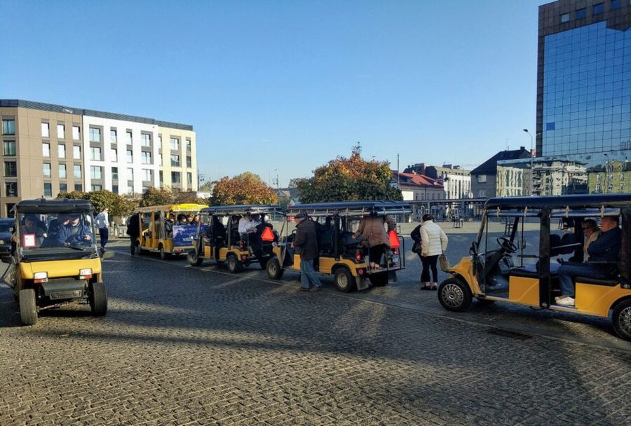 Krakow: Jewish Quarter and Ghetto Sightseeing Golf Cart Tour - Why Kazimierz makes a strong starting point
