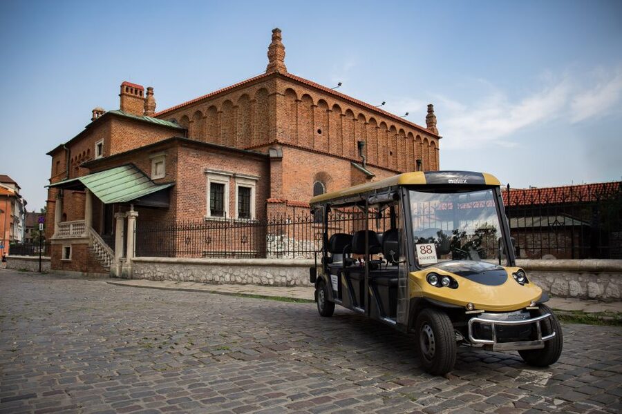 Krakow: Jewish Traces Private Electric Car Tour - The pace, timing, and photo question