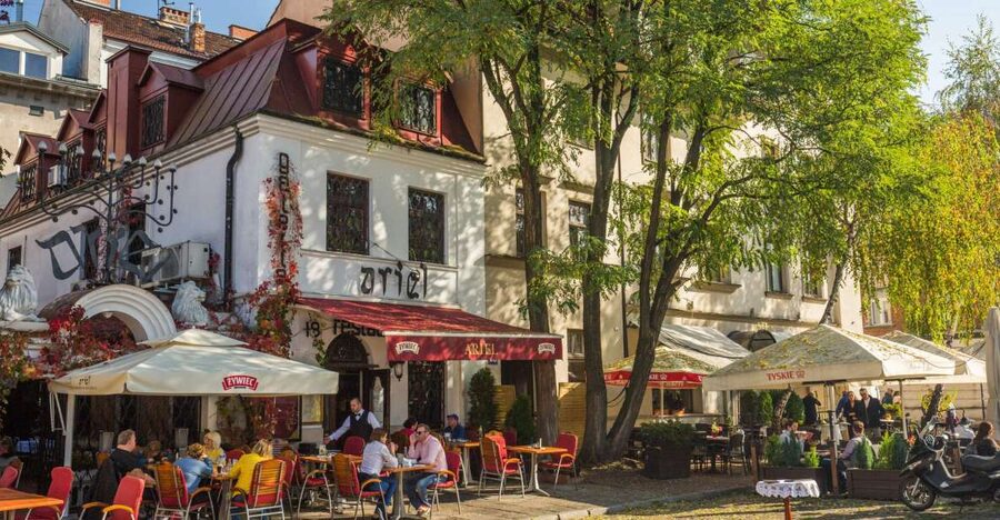 Krakow: Kazimierz Jewish Quarter Walking Tour - The Old Synagogue and the value of context