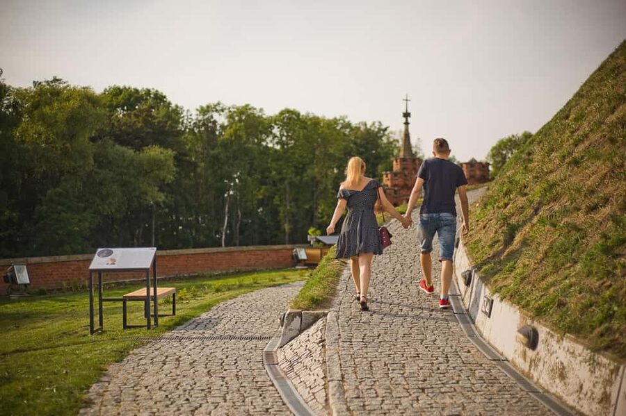 Krakow: Kościuszko Mound Ticket – History & Views! - Reaching the summit and reading the view