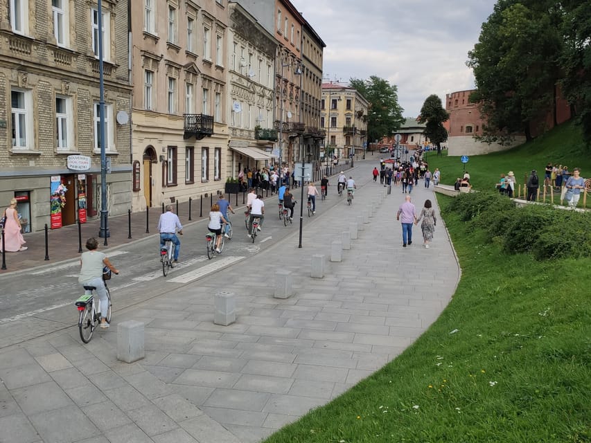 Krakow: Multilingual Tour On Electric Bikes - Why an e-bike is a smart way to see Krakow