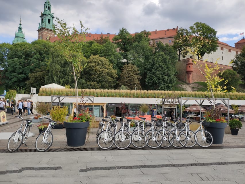 Krakow: Multilingual Tour On Electric Bikes - The former Jewish Ghetto: useful context on a broader route