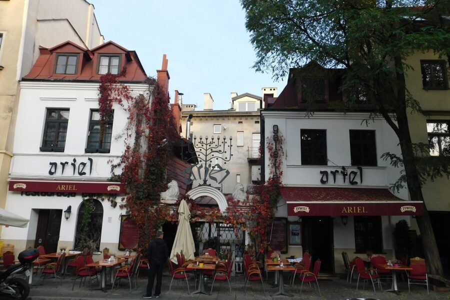 Krakow Old Town and Jewish Quarter in one guided walk - A smart way to meet Krakow