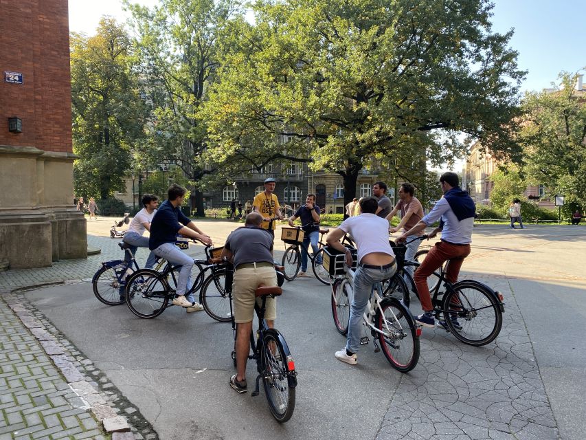 Krakow: Old Town Bike Tour with a Guide - The bikes: the practical issue to take seriously