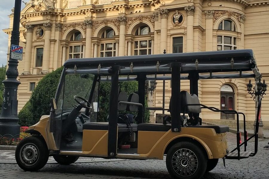 Krakow: Old Town City Tour in a Golf Cart - Planty Park and the shape of the medieval city