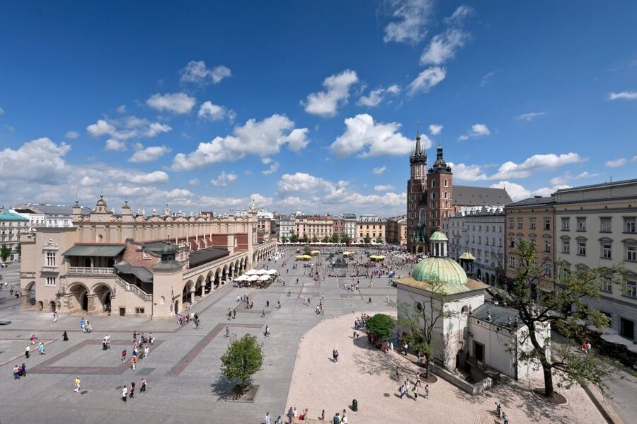 Krakow: Old Town Private Guided Walking Tour - Is $16 per person good value?
