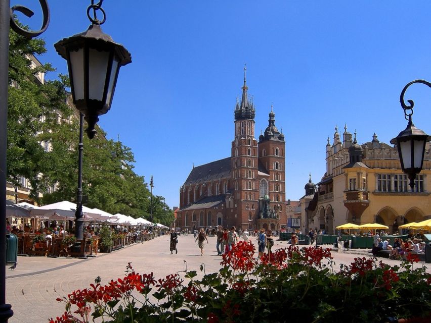 Krakow: Old Town Private Guided Walking Tour - Meeting the Wawel Dragon by the Vistula