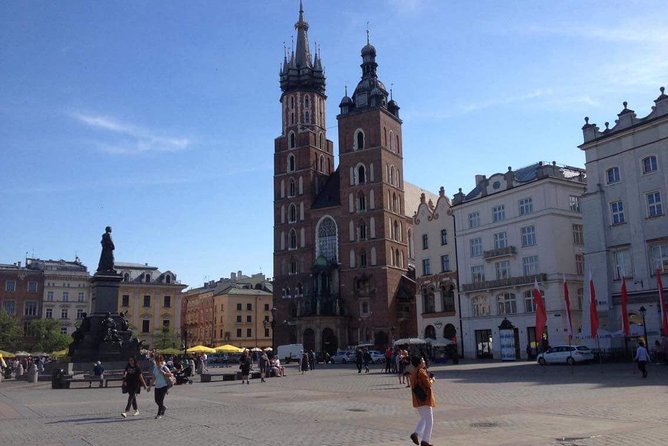Krakow Old Town Walking Tour - Italian artists and the Royal Castle